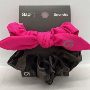 Gap Fit Scrunchie Set